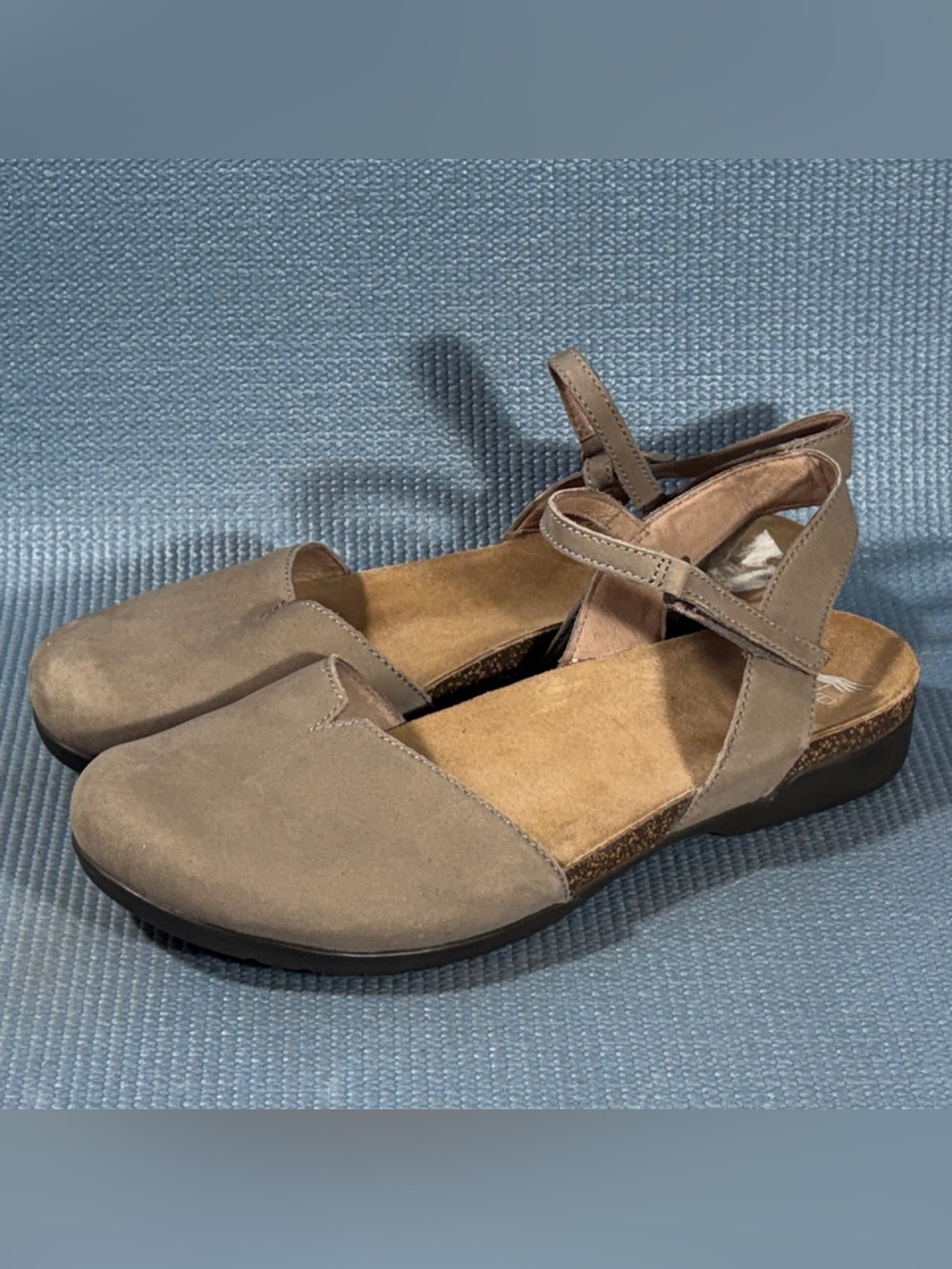 Dansko Women’s Rowan Closed-Toe Sandals Taupe Size 10 US 41 EU